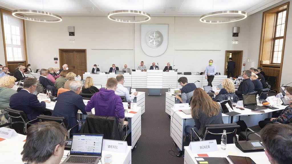 Erste Ratssitzung seit der Pandemie im Ratssitzungssaal am Dienstag, 31. Mai 2022